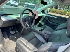 Tesla Model Y Long Range All-Wheel Drive - ფოტო 10