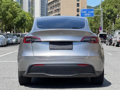 Tesla Model Y Long Range All-Wheel Drive - ფოტო 5