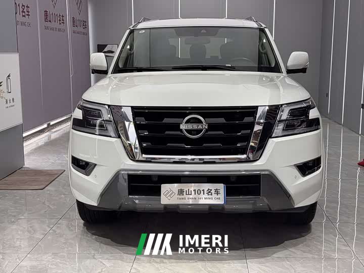 Nissan Pathfinder ARMADA 5.6L Invincible Fleet Platinum Edition - ავტომობილი ჩინეთიდან
