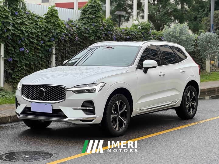 Volvo XC60 2026 B5 four-wheel drive Zhiyi Luxury Edition - ავტომობილი ჩინეთიდან