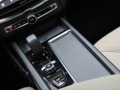 Volvo XC60 2026 B5 four-wheel drive Zhiyi Luxury Edition - ფოტო 14