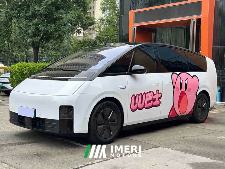 Li Auto Ideal MEGA Home Family Special Edition