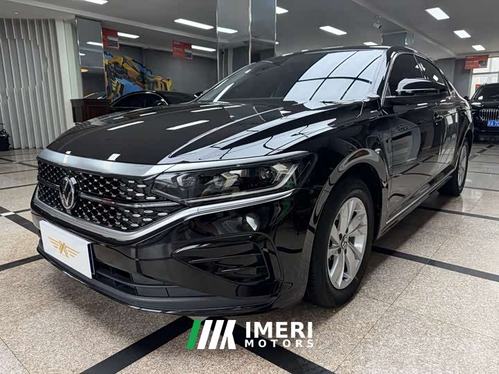 Changan UNI-V 1.5T premium