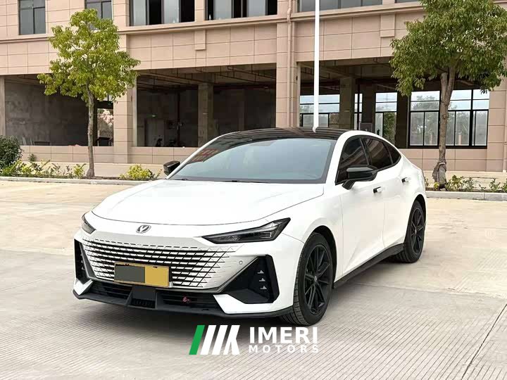 Changan UNI-V 1.5T ZunGui Edition