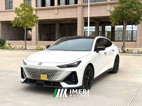 2022 Changan UNI-V 1.5T Deluxe - автомобиль из Китая