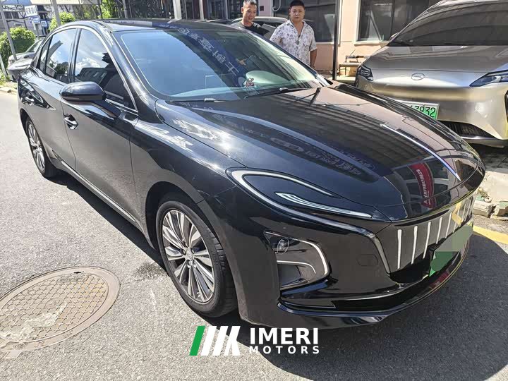 Hongqi E-QM5 431km Charging Enjoyment Edition
