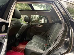 Hongqi HS5 2022 facelift 2.0T Zhilian Qixiang four-wheel drive version - ფოტო 11