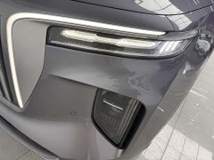 FAW Red Flag E-HS9 2022 690km Range Flagship Edition Six-Seater - ფოტო 5