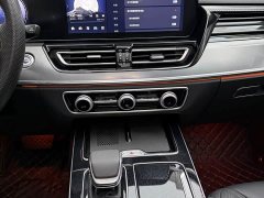 Hongqi HS5 2025 2.0T two-wheel drive Qixiang Pro version - ფოტო 6
