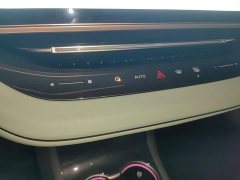 Hongqi EH7 2025 600 Smart Select Edition - ფოტო 13