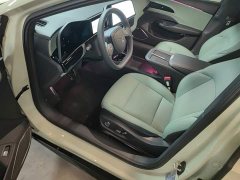 Hongqi EH7 2025 600 Smart Select Edition - ფოტო 16