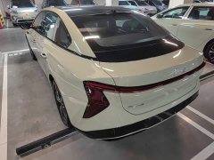 Hongqi EH7 2025 600 Smart Select Edition - ფოტო 5