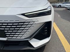 Changan UNI-V 2022 1.5T ZunGui Edition - ფოტო 3