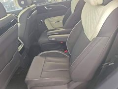 Hongqi E-HS9 2022 690km Qixiang Edition Six-Seater - ფოტო 17