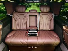Mercedes-Benz V-Class 2022 V 260 L Long Wheelbase Premium Edition - ფოტო 9