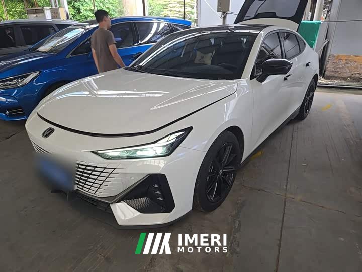 Changan UNI-V 1.5T High-Performance Edition