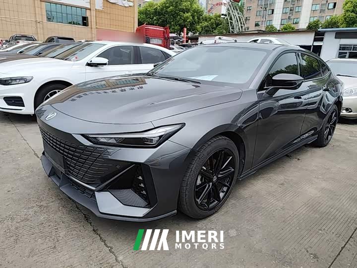 Changan UNI-V 1.5T exclusive