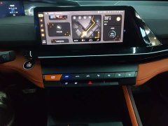 Changan UNI-V 2023 2.0T speed version - ფოტო 13