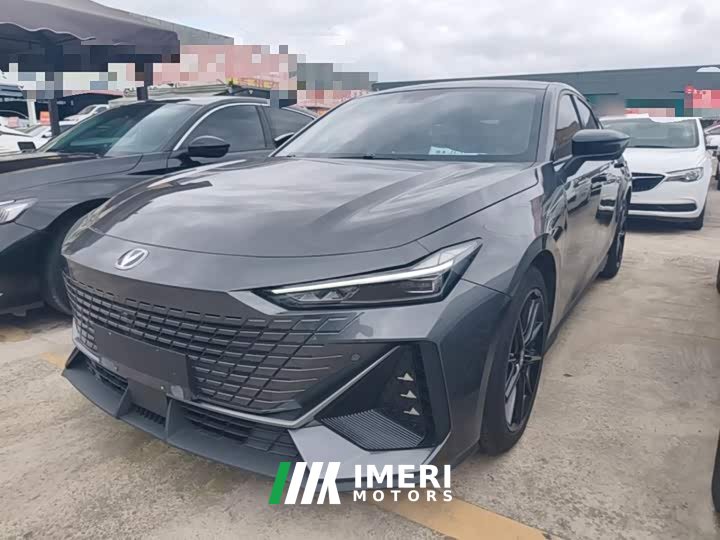 Changan UNI-V 2022 1.5T premium
