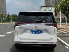 Buick GL8 2026 Lu Zun Luxury Edition - ფოტო 3