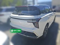 Hongqi HS3 2023 1.5T two-wheel drive good version - ფოტო 12