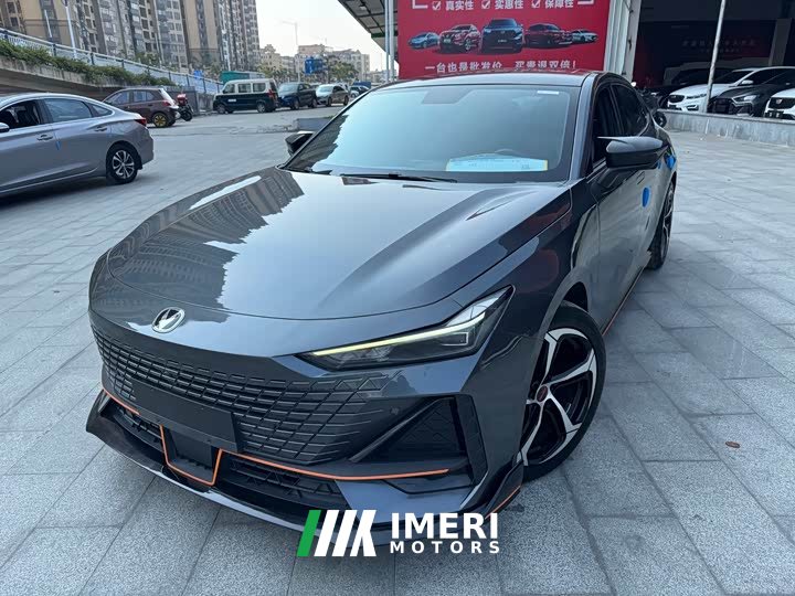 Changan UNI-V 1.5T Sport