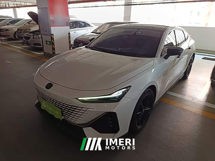 Changan UNI-V 1.5T premium