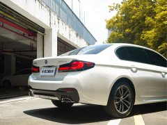 BMW 5 Series 2022 Facelift II 525Li M Sport Package - ფოტო 7