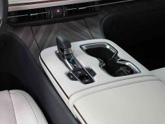 Lexus LM 2023 500h six-seater premium version - ფოტო 11