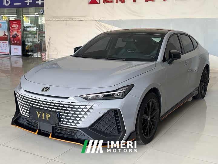 Changan UNI-V 2.0T sharp version