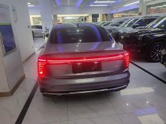 Changan UNI-V 2022 1.5T Smart Pilot Edition - ფოტო 4