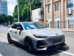 Changan UNI-V 2023 1.5T sports version - ფოტო 3