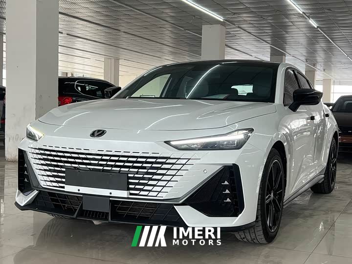Changan UNI-V 1.5T premium