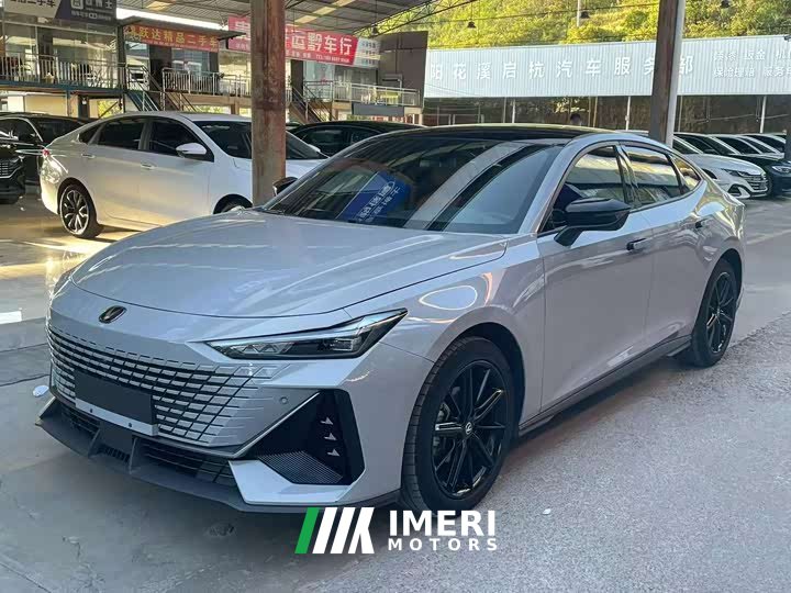 Changan UNI-V 1.5T premium