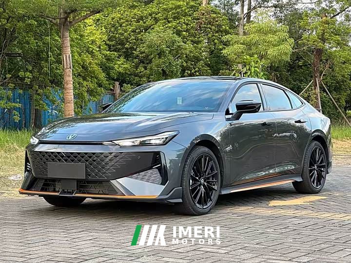 Changan UNI-V 1.5T noble sports