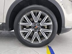 Hongqi HS5 2022 2.0T Zhilian Qixiang four-wheel drive version - ფოტო 6