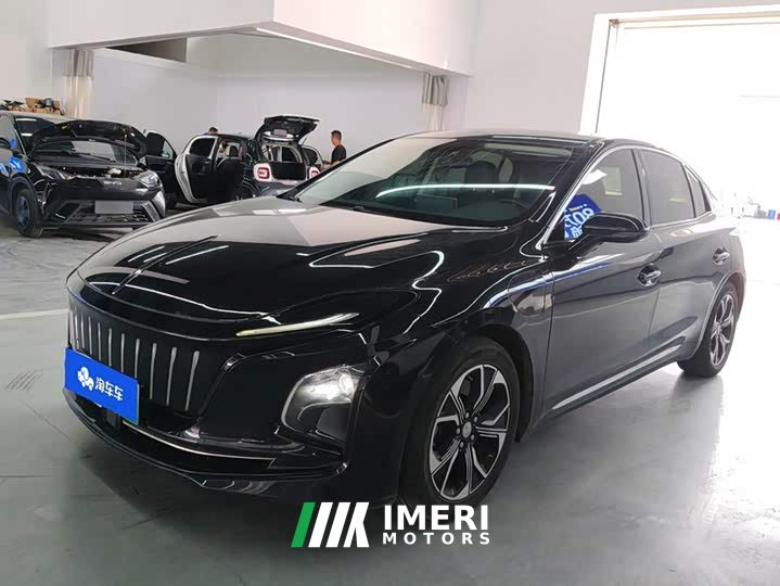 Hongqi E-QM5 2021 Charging Didi Edition