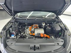 Hongqi E-QM5 2023 facelift basic travel version - ფოტო 10