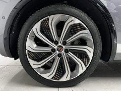 Hongqi E-HS9 2022 660km Flagship Edition Four-Seat - ფოტო 7