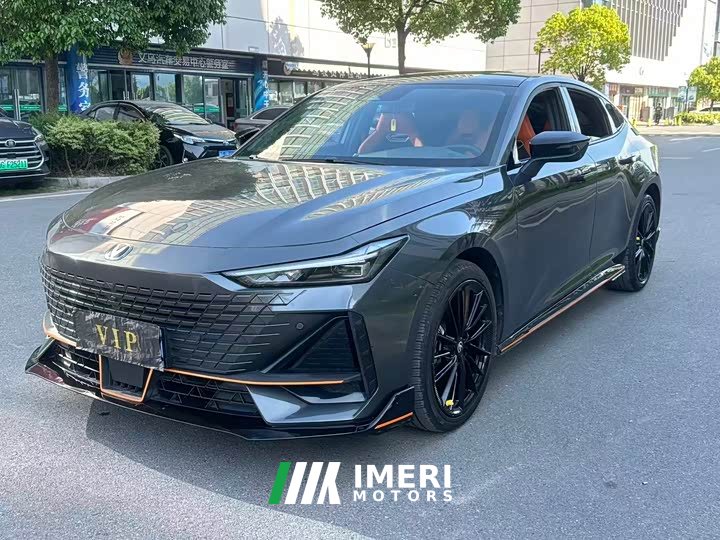 Changan UNI-V 2023 1.5T sports version