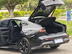 Changan UNI-V 1.5T Premium - ფოტო 16