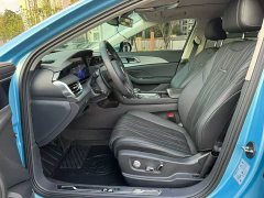 Hongqi H5 2023 2.0T automatic smart connected flag version - ფოტო 6