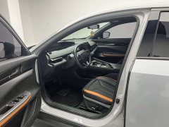 Changan UNI-V 2023 1.5T Prestige Edition - ფოტო 11