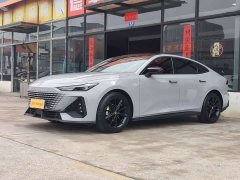 Changan UNI-V 1.5T Premium - ფოტო 1
