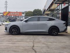 Changan UNI-V 1.5T Premium - ფოტო 4