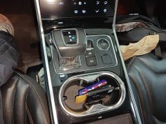 Hongqi E-HS3 2019 Zhilian Qiyue 2WD version - ფოტო 10