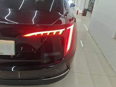 Hongqi E-QM5 2023 facelift basic travel version - ფოტო 8