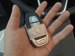 Hongqi E-QM5 2023 facelift basic travel version - ფოტო 9