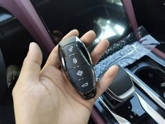 Hongqi H5 2025 2.0T Automatic Xuan Ying 2 Million Units Commemorative Edition - ფოტო 9