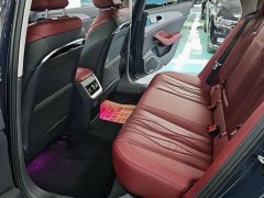 Hongqi H5 2023 2.0T automatic smart connected flag version - ფოტო 11